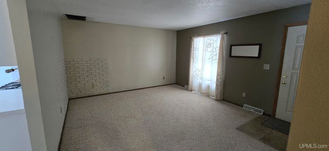 705 Mullen Street, Quinnesec, MI 49876