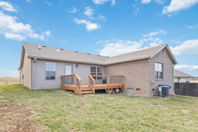 313 Wyldwood Way, Berea, KY 40403