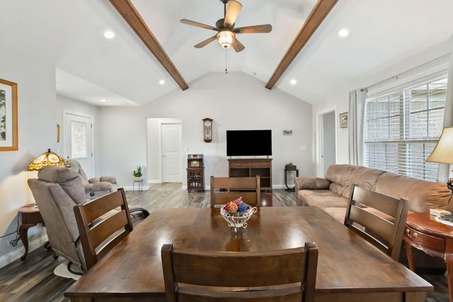 313 Wyldwood Way, Berea, KY 40403