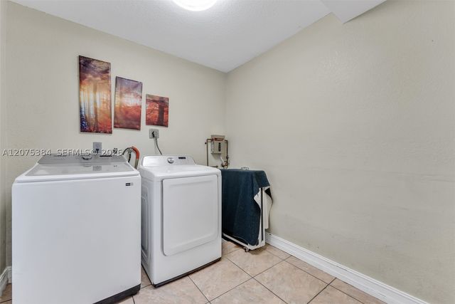 19137 NW 47th Ave, Miami Gardens, FL 33055