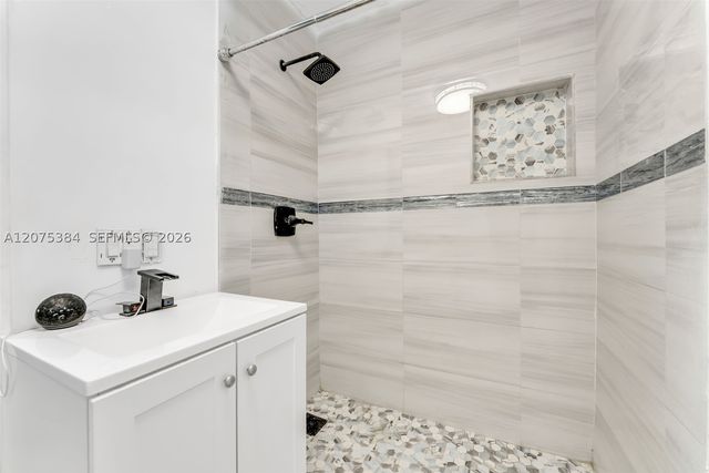 19137 NW 47th Ave, Miami Gardens, FL 33055