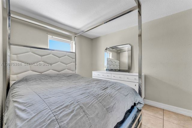 19137 NW 47th Ave, Miami Gardens, FL 33055