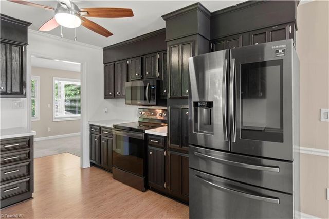 5245 Seward Circle, Pfafftown, NC 27040