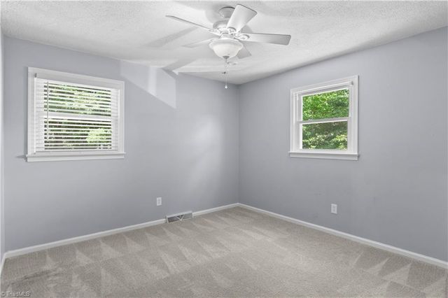 5245 Seward Circle, Pfafftown, NC 27040