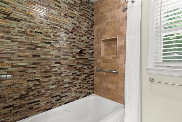 5245 Seward Circle, Pfafftown, NC 27040