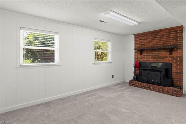 5245 Seward Circle, Pfafftown, NC 27040