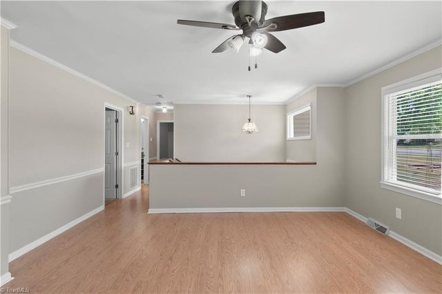5245 Seward Circle, Pfafftown, NC 27040