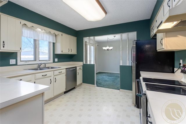 2002 Glendale Lane, Billings, MT 59102