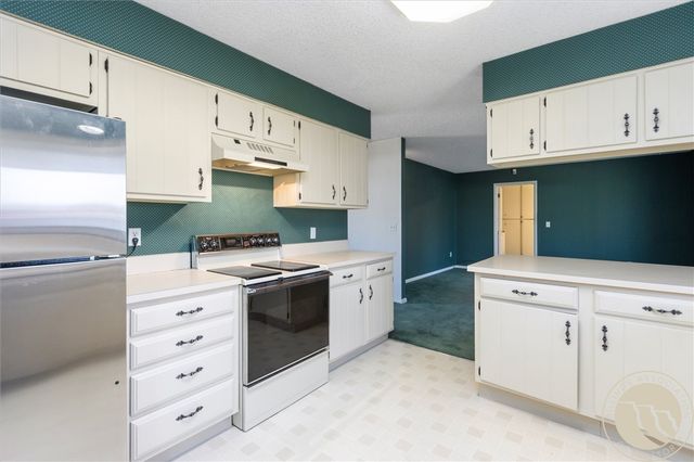 2002 Glendale Lane, Billings, MT 59102