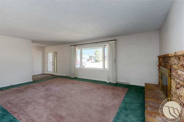 2002 Glendale Lane, Billings, MT 59102