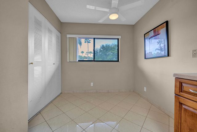 15074 WITNEY Road 205, Delray Beach, FL 33484