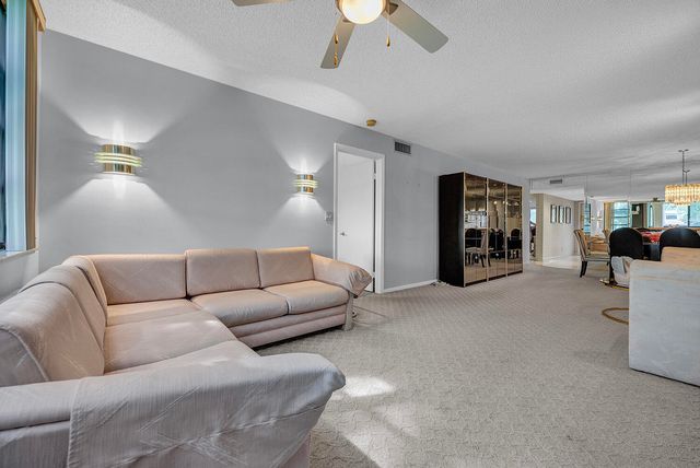15074 WITNEY Road 205, Delray Beach, FL 33484