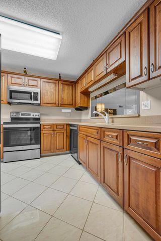 15074 WITNEY Road 205, Delray Beach, FL 33484
