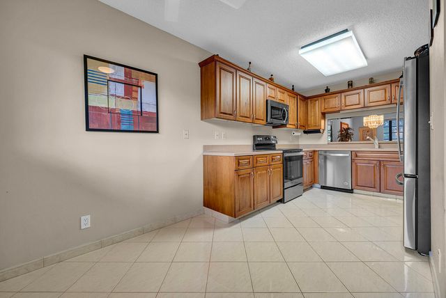 15074 WITNEY Road 205, Delray Beach, FL 33484