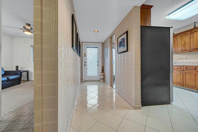 15074 WITNEY Road 205, Delray Beach, FL 33484