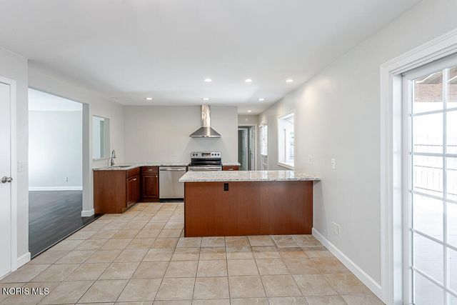 339 Wilkshire Drive, Waterville, OH 43566