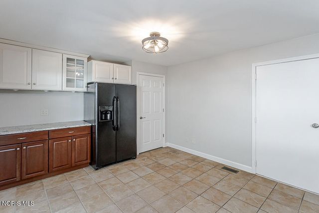 339 Wilkshire Drive, Waterville, OH 43566