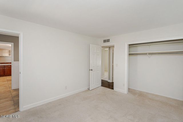 339 Wilkshire Drive, Waterville, OH 43566