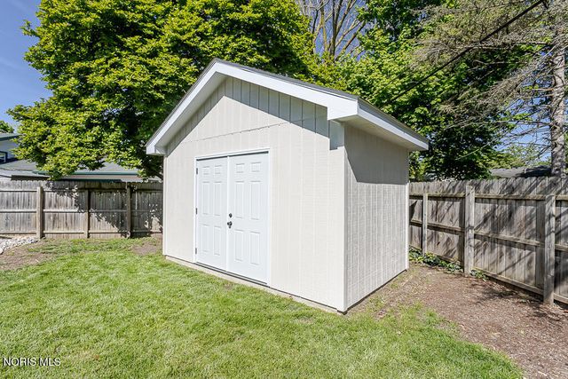 339 Wilkshire Drive, Waterville, OH 43566