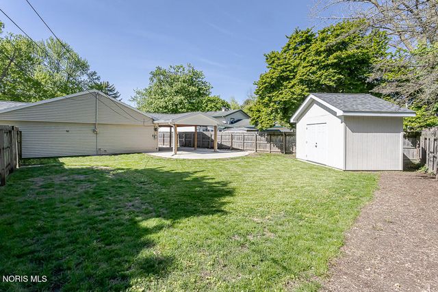 339 Wilkshire Drive, Waterville, OH 43566
