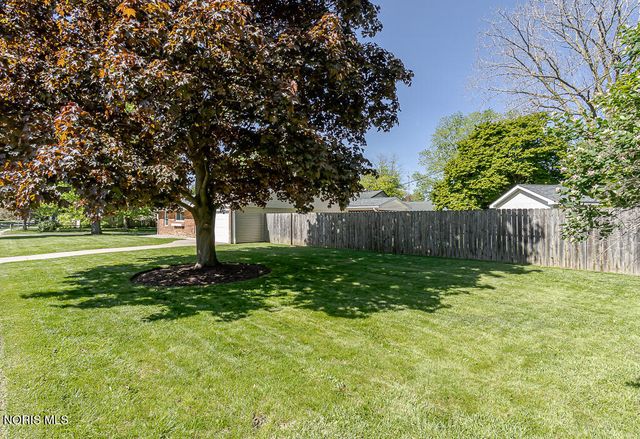 339 Wilkshire Drive, Waterville, OH 43566