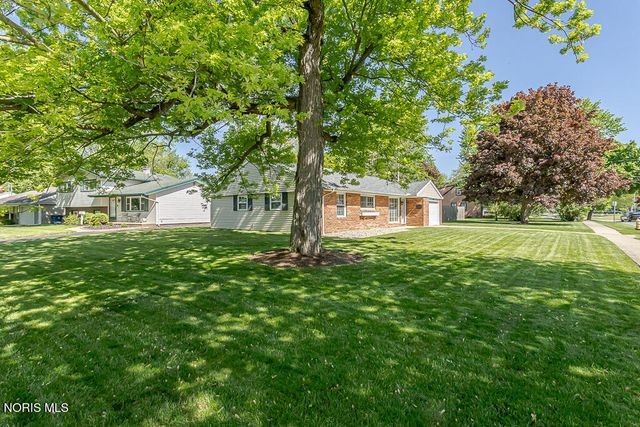 339 Wilkshire Drive, Waterville, OH 43566