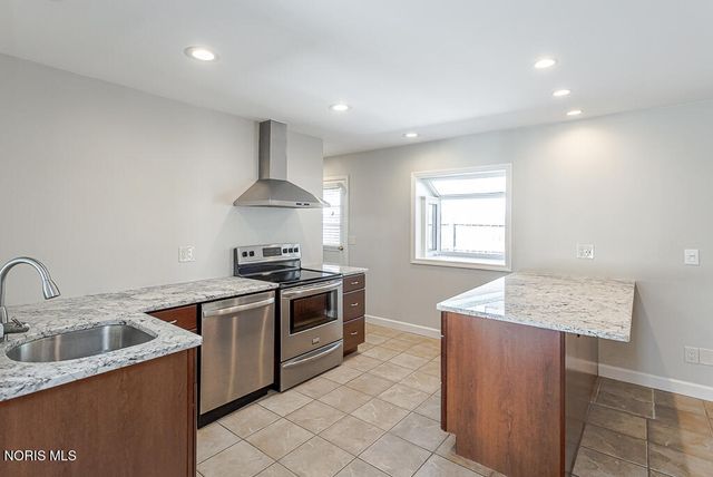339 Wilkshire Drive, Waterville, OH 43566