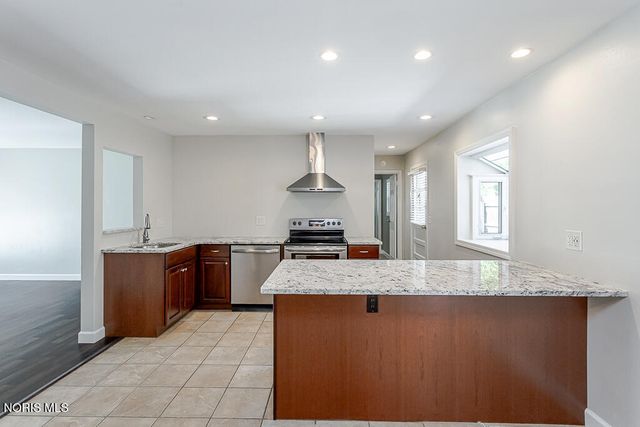 339 Wilkshire Drive, Waterville, OH 43566
