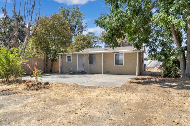 710 S G Street, Madera, CA 93637