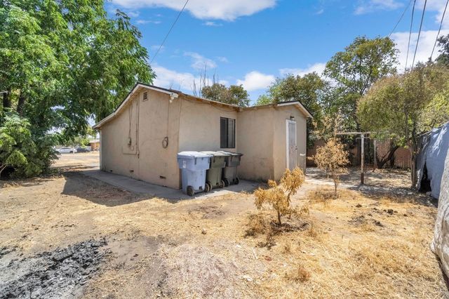 710 S G Street, Madera, CA 93637