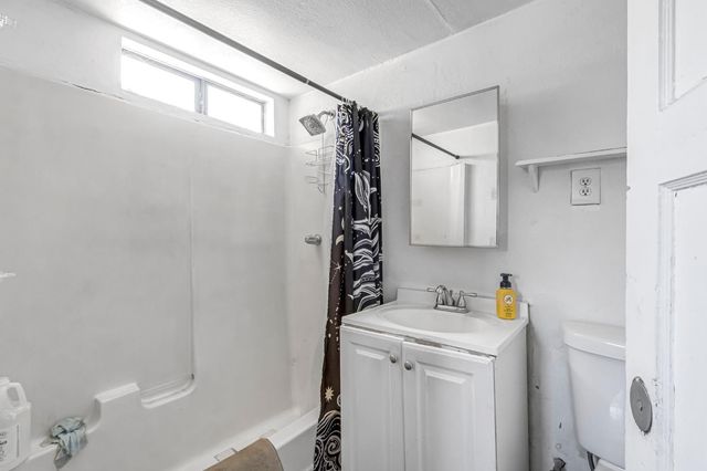 710 S G Street, Madera, CA 93637