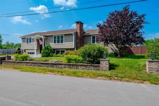 14 Midway Park, Somersworth, NH 03878