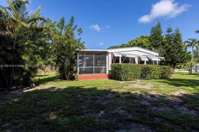 11932 Coral Pl, Boca Raton, FL 33428