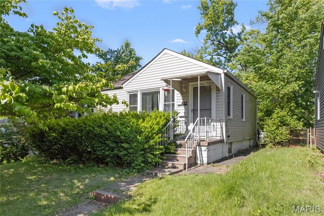 437 Warfield Avenue, St Louis, MO 63135