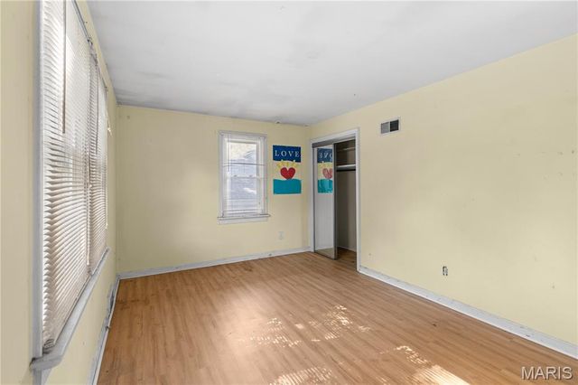437 Warfield Avenue, St Louis, MO 63135