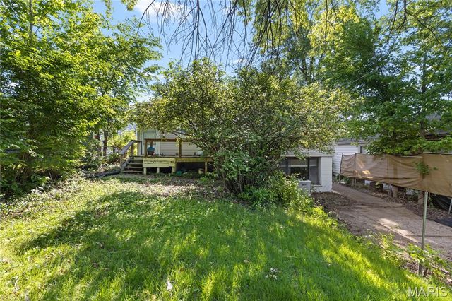 437 Warfield Avenue, St Louis, MO 63135