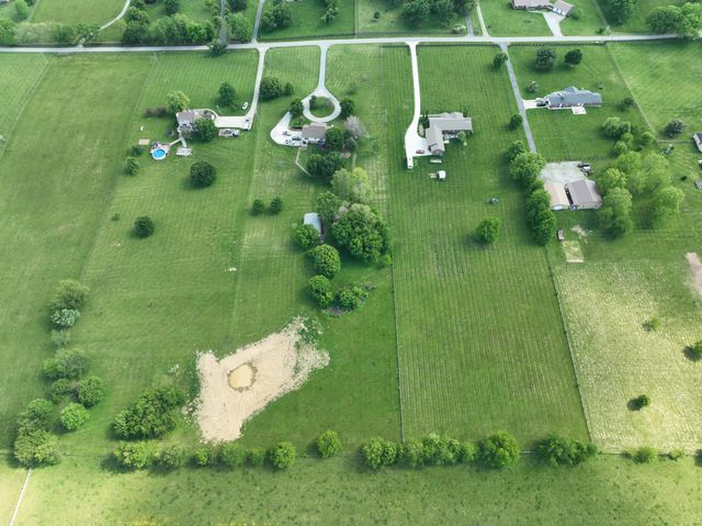 5865 Van Meter Road, Winchester, KY 40391