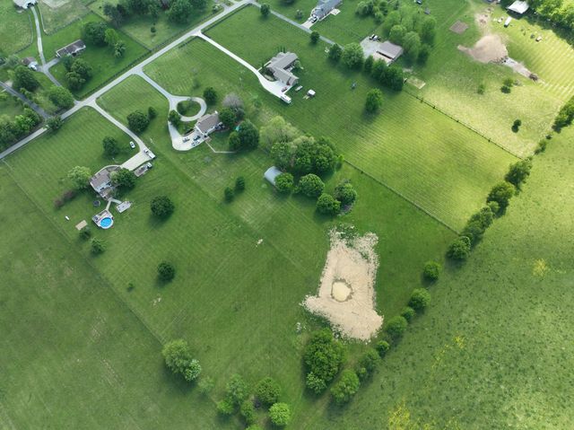 5865 Van Meter Road, Winchester, KY 40391