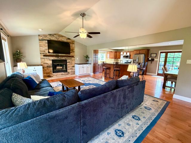 5865 Van Meter Road, Winchester, KY 40391