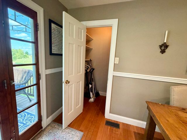 5865 Van Meter Road, Winchester, KY 40391