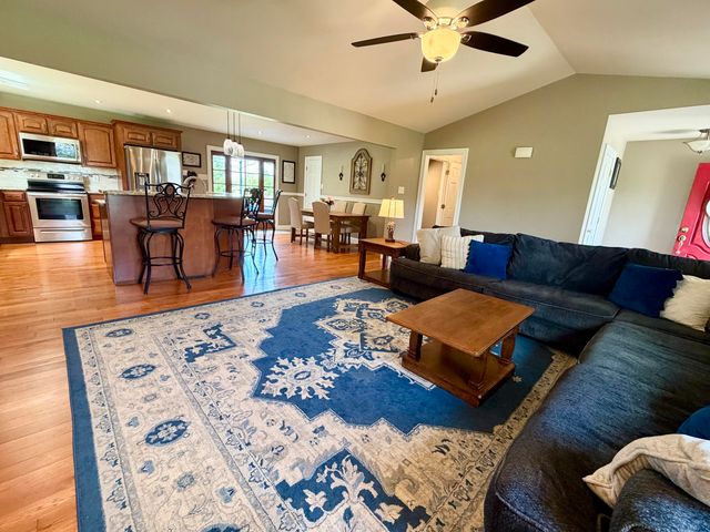 5865 Van Meter Road, Winchester, KY 40391