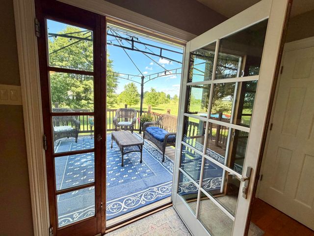 5865 Van Meter Road, Winchester, KY 40391