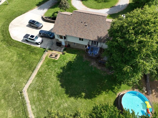 5865 Van Meter Road, Winchester, KY 40391