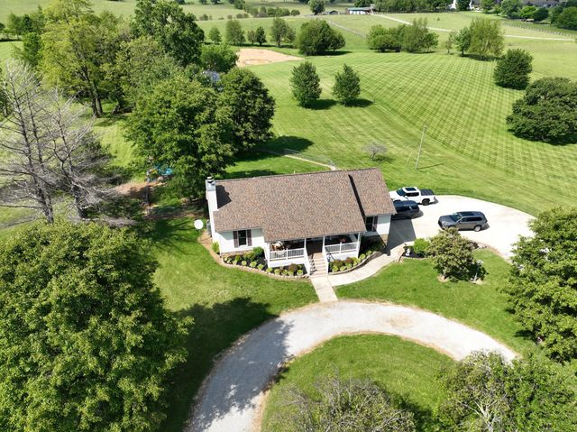 5865 Van Meter Road, Winchester, KY 40391
