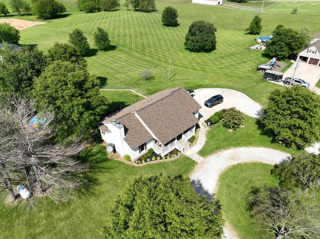 5865 Van Meter Road, Winchester, KY 40391