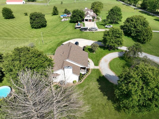 5865 Van Meter Road, Winchester, KY 40391