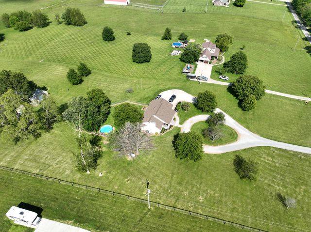 5865 Van Meter Road, Winchester, KY 40391