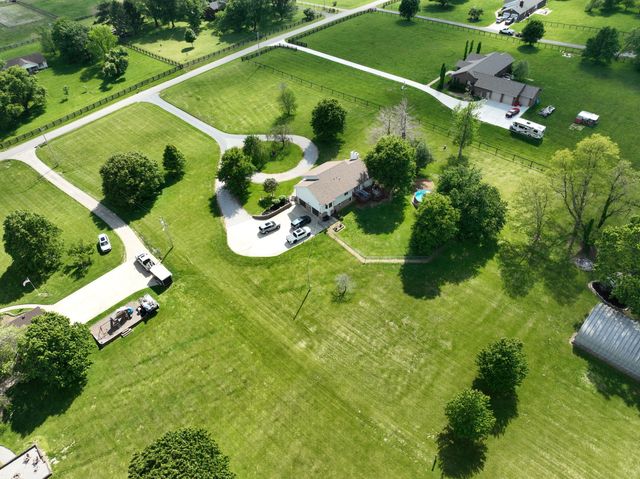 5865 Van Meter Road, Winchester, KY 40391