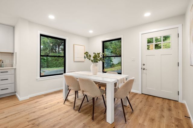 179 Woodcliff Rd, Newton, MA 02461