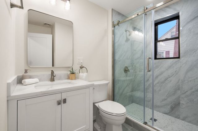 179 Woodcliff Rd, Newton, MA 02461